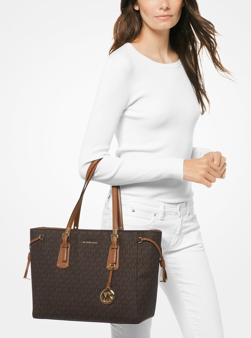 Michael Kors Voyager Medium Logo Tote Bag Totes Kadın Kahverengi | 724395-YGI